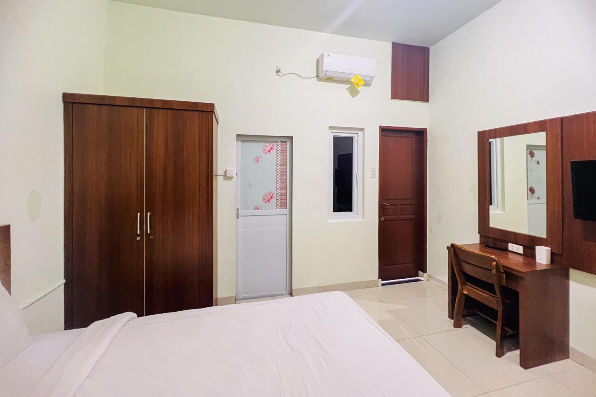 Teratai Residence Mitra Reddoorz Медан Екстериор снимка